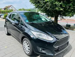 Schwarz Gebraucht 2015 Ford Fiesta Titanium Kleinwagen | 8.100 € (Fairer Preis)