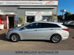 Silber Gebraucht 2015 Hyundai i40 Kombi | 13.950 € (Fairer Preis)