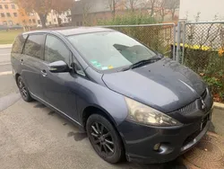 Grau Gebraucht 2005 Mitsubishi Grandis Intense Van / Kleinbus | 2.100 € (Etwas zu teuer)