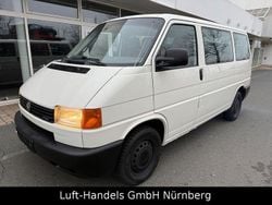 Weiß Gebraucht 2003 VW Caravelle Van / Kleinbus | 5.710 € (Guter Preis)