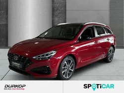 Sunset red / mic Gebraucht 2022 Hyundai i30 Kleinwagen | 19.750 € (Fairer Preis)