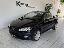 Schwarz Gebraucht 2001 Peugeot 206 CC Platinum Cabrio | 1.450 € (Superpreis)