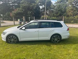 Weiß Gebraucht 2018 VW Golf VII Kombi | 9.500 € (Guter Preis)