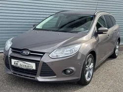 Braun Gebraucht 2013 Ford Focus Champions Edition Kombi | 3.440 € (Superpreis)