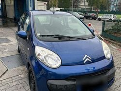 Blau Gebraucht 2007 Citroën C1 Kleinwagen | 1.800 €