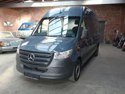 Grau Gebraucht 2020 Mercedes Sprinter Van | 22.480 €