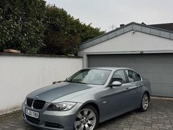 Andere farben Gebraucht 2006 BMW 330 Limousine | 7.900 € (Fairer Preis)