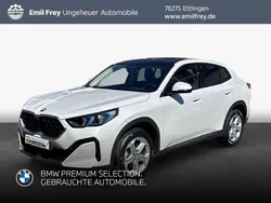 Mineralweiß metallic Gebraucht 2024 BMW X2 SUV | 38.950 €