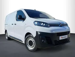 Weiß Gebraucht 2022 Citroën Jumpy Van / Kleinbus | 19.028 € (Fairer Preis)