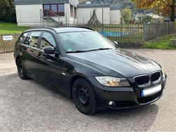 Schwarz Gebraucht 2010 BMW 320 Kombi | 3.550 € (Guter Preis)