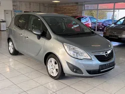 Silber Gebraucht 2012 Opel Meriva Design Edition Van / Kleinbus | 5.990 € (Fairer Preis)