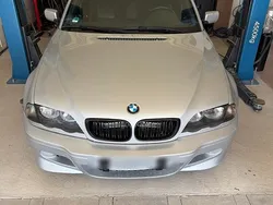 Silber Gebraucht 2000 BMW 320 M Sport Limousine | 4.999 €