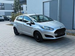 Silber Gebraucht 2015 Ford Fiesta Kleinwagen | 4.500 €