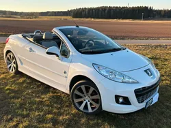 Weiß Gebraucht 2012 Peugeot 207 CC Roland Garros Cabrio | 4.500 € (Guter Preis)