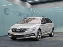 Grau Gebraucht 2024 Skoda Superb SportLine Kombi | 56.130 €