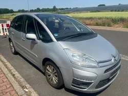 Grau Gebraucht 2012 Citroën C4 Picasso SELECTION Van / Kleinbus | 5.300 € (Etwas zu teuer)
