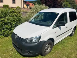 Weiß Gebraucht 2013 VW Caddy Van / Kleinbus | 5.500 € (Fairer Preis)