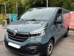 Grau Gebraucht 2019 Renault Traffic Van / Kleinbus | 18.550 €