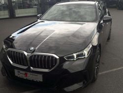 Schwarz Gebraucht 2024 BMW 520 M Sport Limousine | 51.990 € (Fairer Preis)