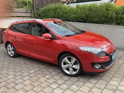 Rot Gebraucht 2013 Renault Mégane III Dynamique Limousine | 4.450 € (Fairer Preis)