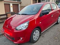 Rot Gebraucht 2015 Mitsubishi Space Star Kleinwagen | 4.900 € (Fairer Preis)