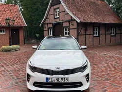 Weiß Gebraucht 2017 Kia Optima GT-Line Kombi | 13.700 € (Fairer Preis)