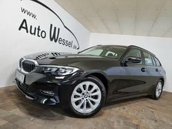 Schwarz Gebraucht 2021 BMW 318 Sport Line Kombi | 24.500 € (Guter Preis)