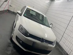 Weiß Gebraucht 2014 VW Polo Kleinwagen | 6.999 € (Guter Preis)