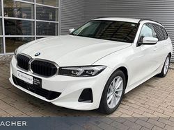 Weiß Gebraucht 2025 BMW 318 Limousine | 33.749 € (Guter Preis)