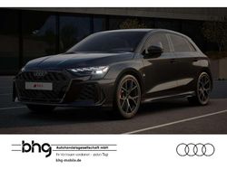 Mythosschwarz metallic Gebraucht 2025 Audi RS3 Kleinwagen | 62.900 € (Guter Preis)
