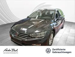 Grau (mangangrau metallic) Gebraucht 2023 VW Passat Business Kombi | 28.940 € (Guter Preis)