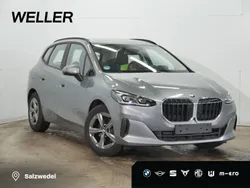 Skyscraper grau (grau) Gebraucht 2024 BMW 218 Active Tourer Performance Van / Kleinbus | 29.985 € (Superpreis)