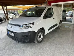 Weiß Gebraucht 2023 Fiat Doblò Van / Kleinbus | 19.790 € (Fairer Preis)