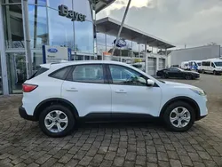 Weiß Gebraucht 2024 Ford Kuga Cool & Connect SUV | 31.990 € (Superpreis)