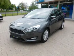 Grau Gebraucht 2017 Ford Focus Business Edition Limousine | 8.444 € (Etwas zu teuer)