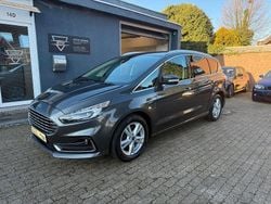 Grau Gebraucht 2021 Ford S-MAX Titanium Van / Kleinbus | 17.900 € (Superpreis)