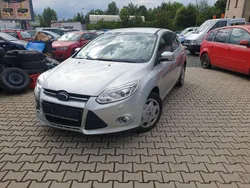 Silber Gebraucht 2014 Ford Focus Titanium Limousine | 3.300 €