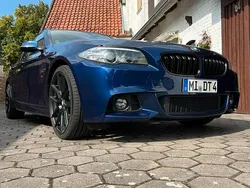 Blau Gebraucht 2016 BMW 520 M Sport Kombi | 21.000 €