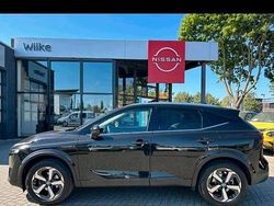 Schwarz Gebraucht 2022 Nissan Qashqai N-Connecta SUV | 25.700 € (Teuer)