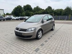 Braun Gebraucht 2009 VW Golf Plus Cross Comfortline Van / Kleinbus | 3.799 € (Fairer Preis)