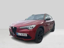 Rot Gebraucht 2020 Alfa Romeo Stelvio Tech Edition SUV | 23.681 € (Fairer Preis)