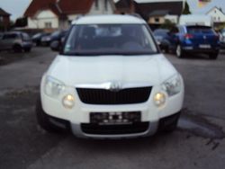 Weiß Gebraucht 2011 Skoda Yeti SUV | 1.900 € (Superpreis)