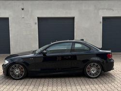 Schwarz Gebraucht 2008 BMW 135 Coupé Basis Coupé | 10.990 € (Fairer Preis)