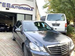 Grau Gebraucht 2012 Mercedes E200 Avantgarde Limousine | 15.890 € (Fairer Preis)
