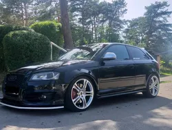 Schwarz Gebraucht 2009 Audi S3 Sportback Kombi | 14.000 €