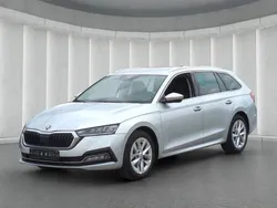 Silber Gebraucht 2022 Skoda Octavia Style Kombi | 22.849 € (Superpreis)