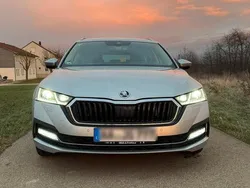 Silber Gebraucht 2020 Skoda Octavia Kombi | 17.000 € (Teuer)