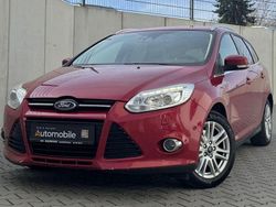 Rot Gebraucht 2012 Ford Focus Titanium Kombi | 2.999 € (Superpreis)