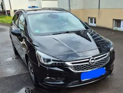 Schwarz Gebraucht 2018 Opel Astra Edition Kombi | 11.750 € (Etwas zu teuer)