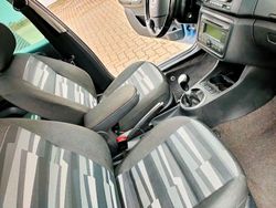 Grau Gebraucht 2007 Skoda Roomster Van / Kleinbus | 2.699 € (Fairer Preis)